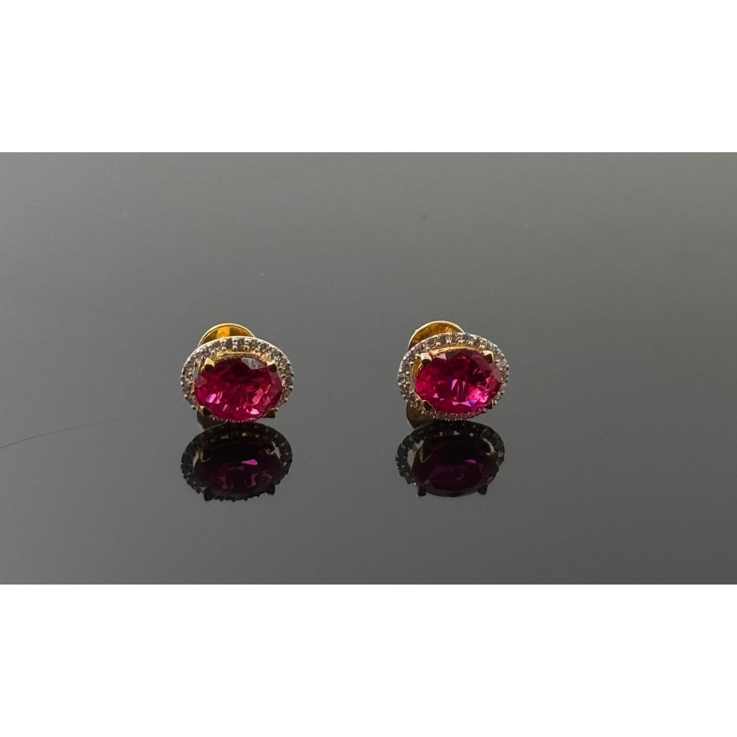 22K Solid Gold Fancy Studs ES71