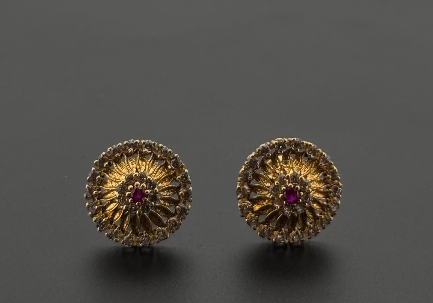 22K Solid Gold Fancy Studs ES728