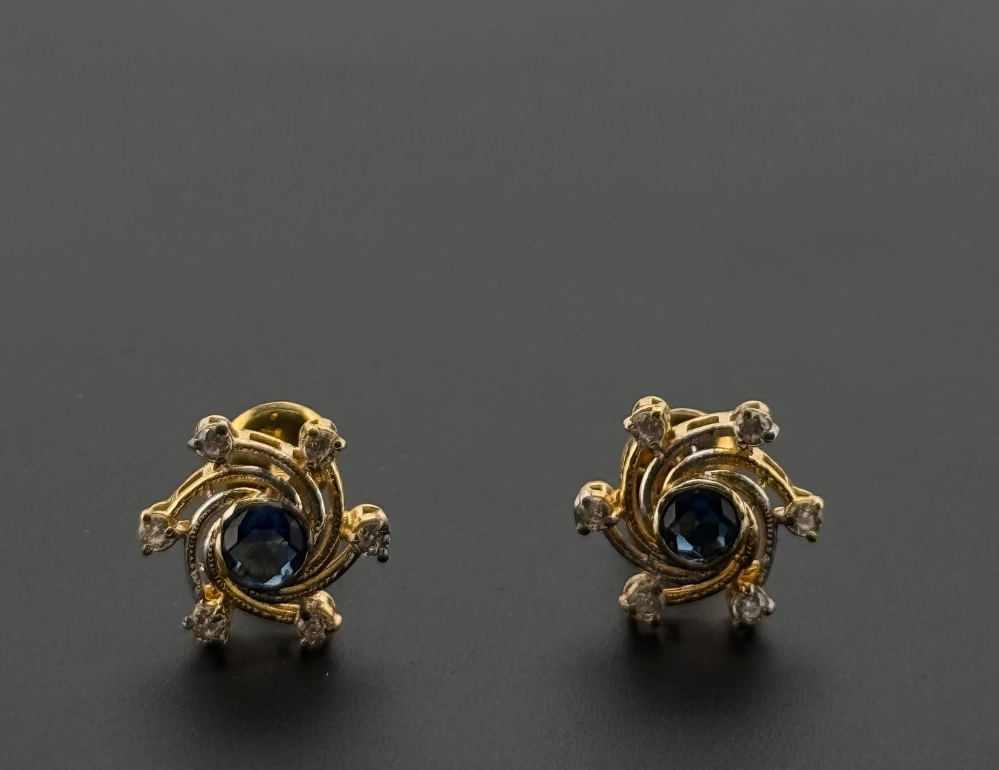 22K Solid Gold Fancy Studs ES731