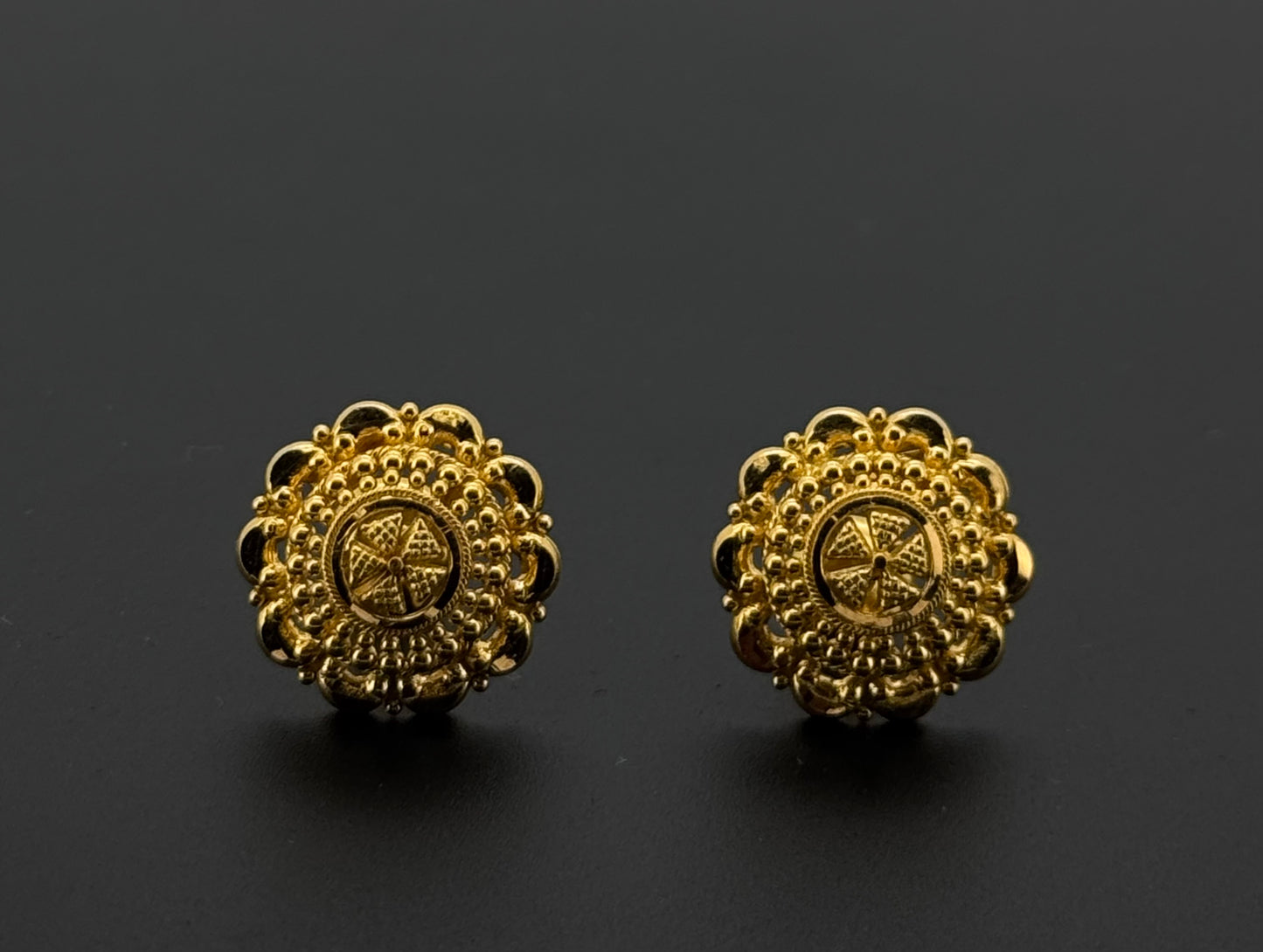 22K Solid Gold Fancy Studs ES792