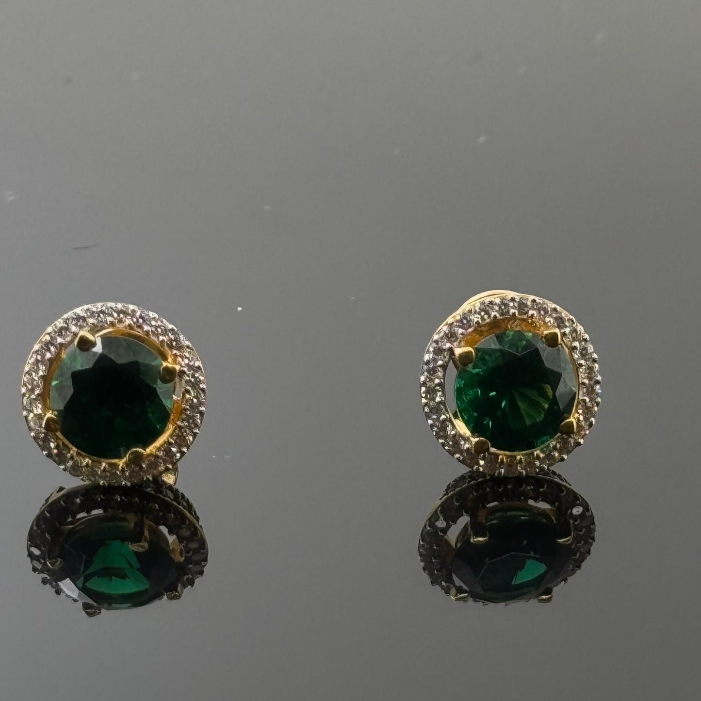 22K Solid Gold Fancy Studs ES82