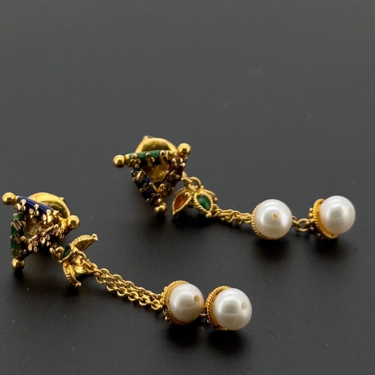 22K Solid Gold Fancy Studs ES846