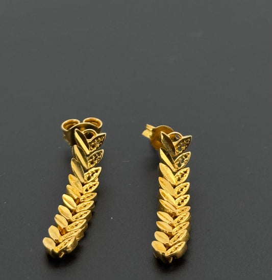 22K Solid Gold Fancy Studs ES847