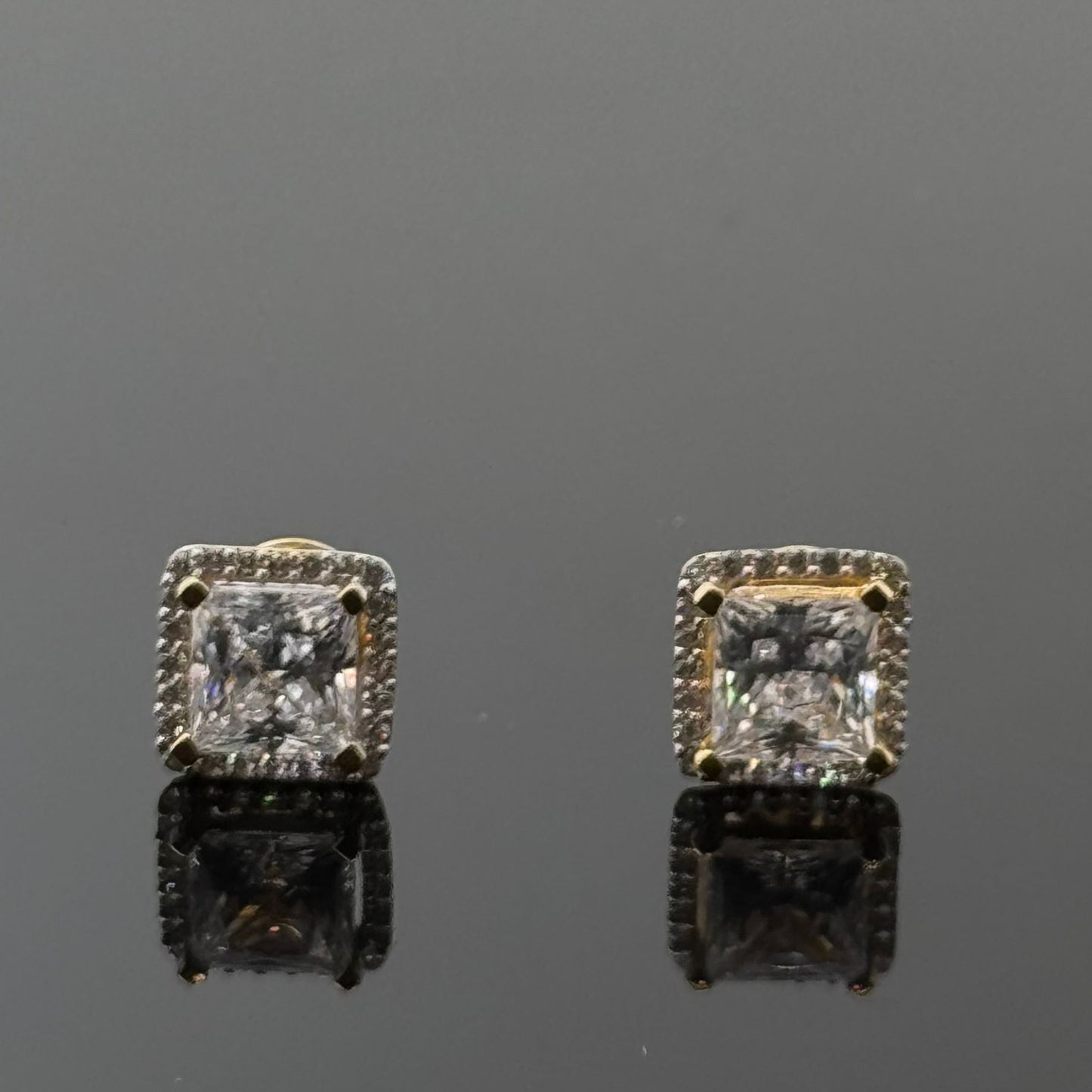 22K Solid Gold Fancy Studs ES95