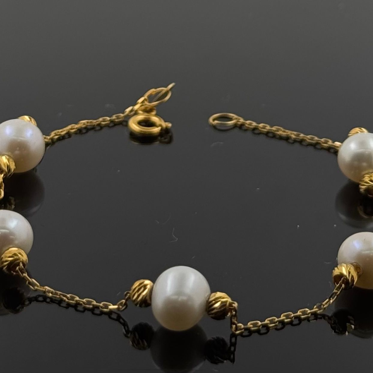 21k Solid Gold Ladies Simple Bracelet GB103