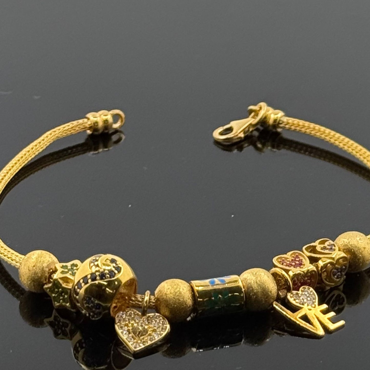 18k Solid Gold Ladies Simple Bracelet GB160