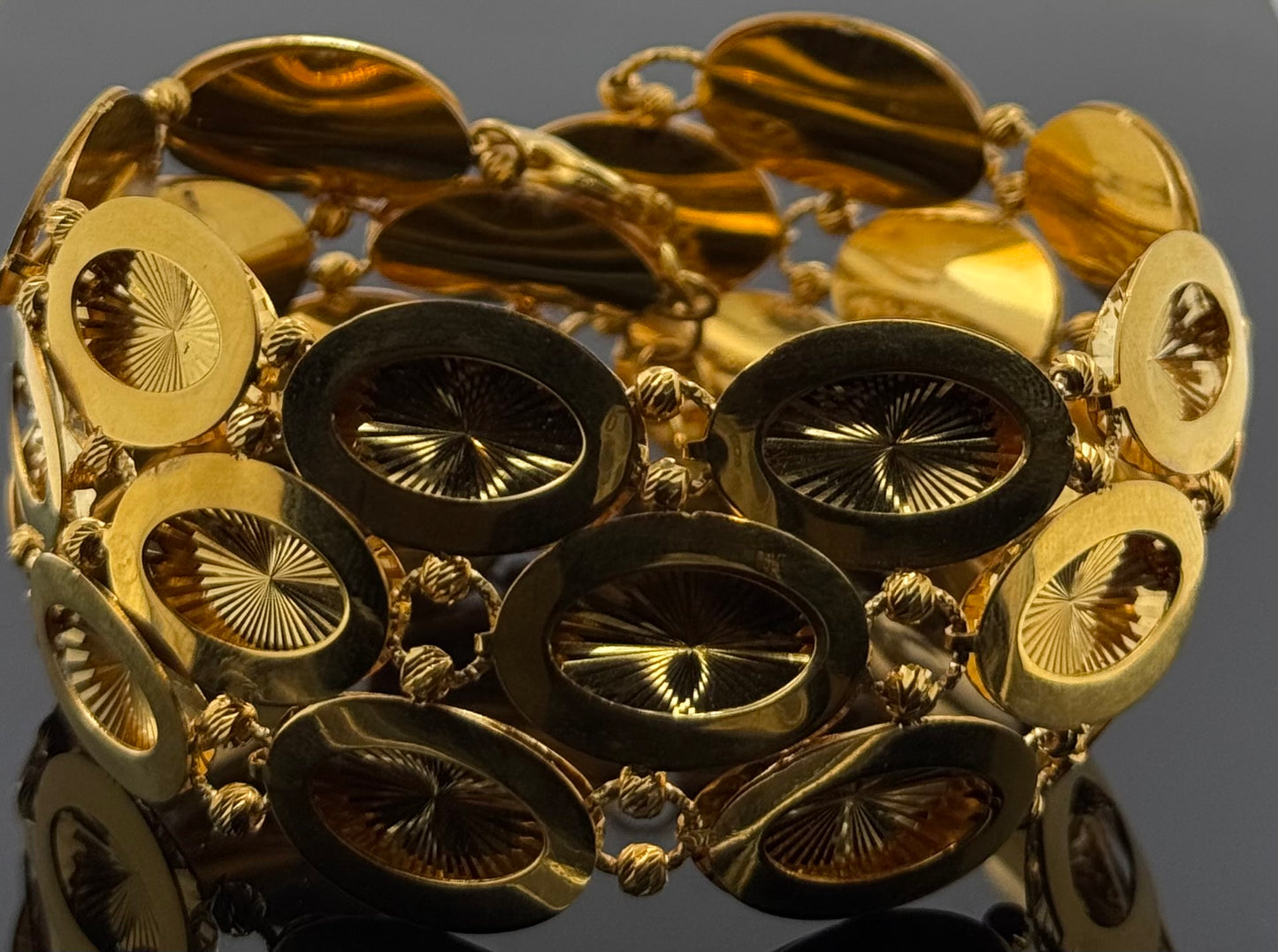 21k Solid Gold Ladies Simple Bracelet GB360