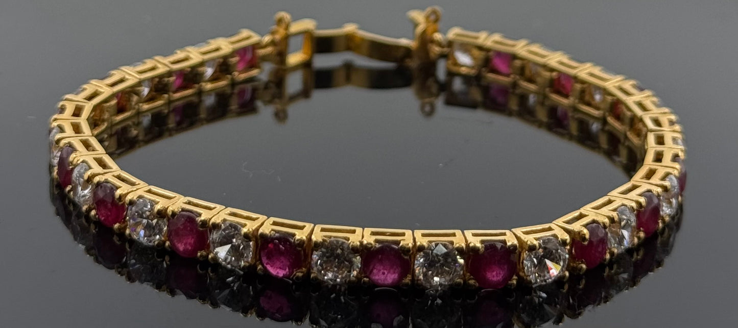 22k Solid Gold Ladies Simple Bracelet GB358
