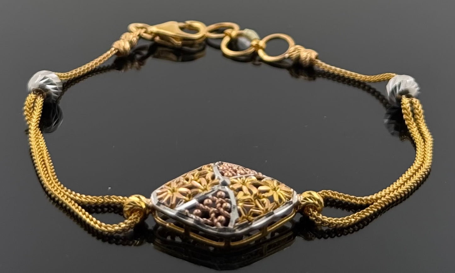 22k Solid Gold Ladies Simple Bracelet GB381