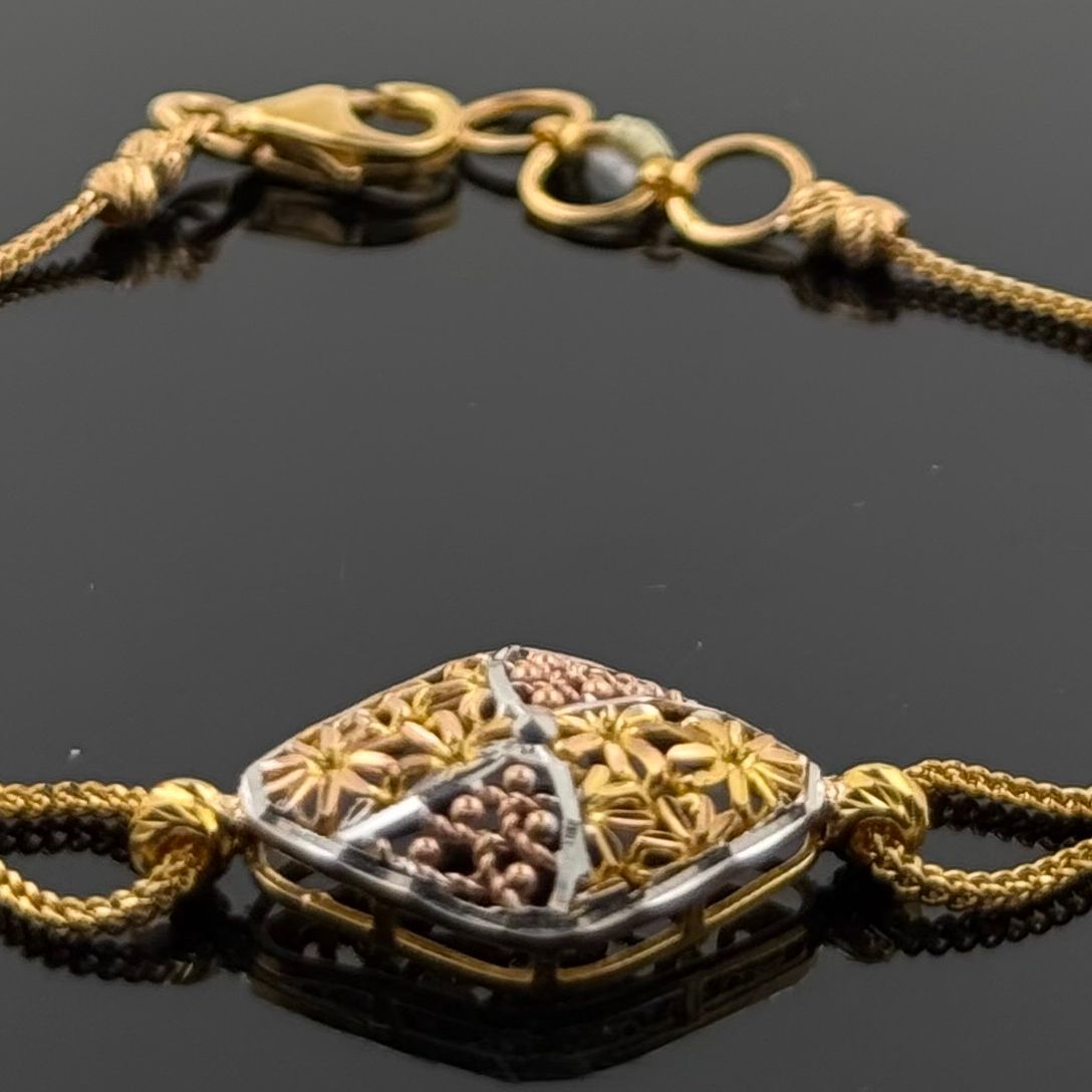 22k Solid Gold Ladies Simple Bracelet GB381