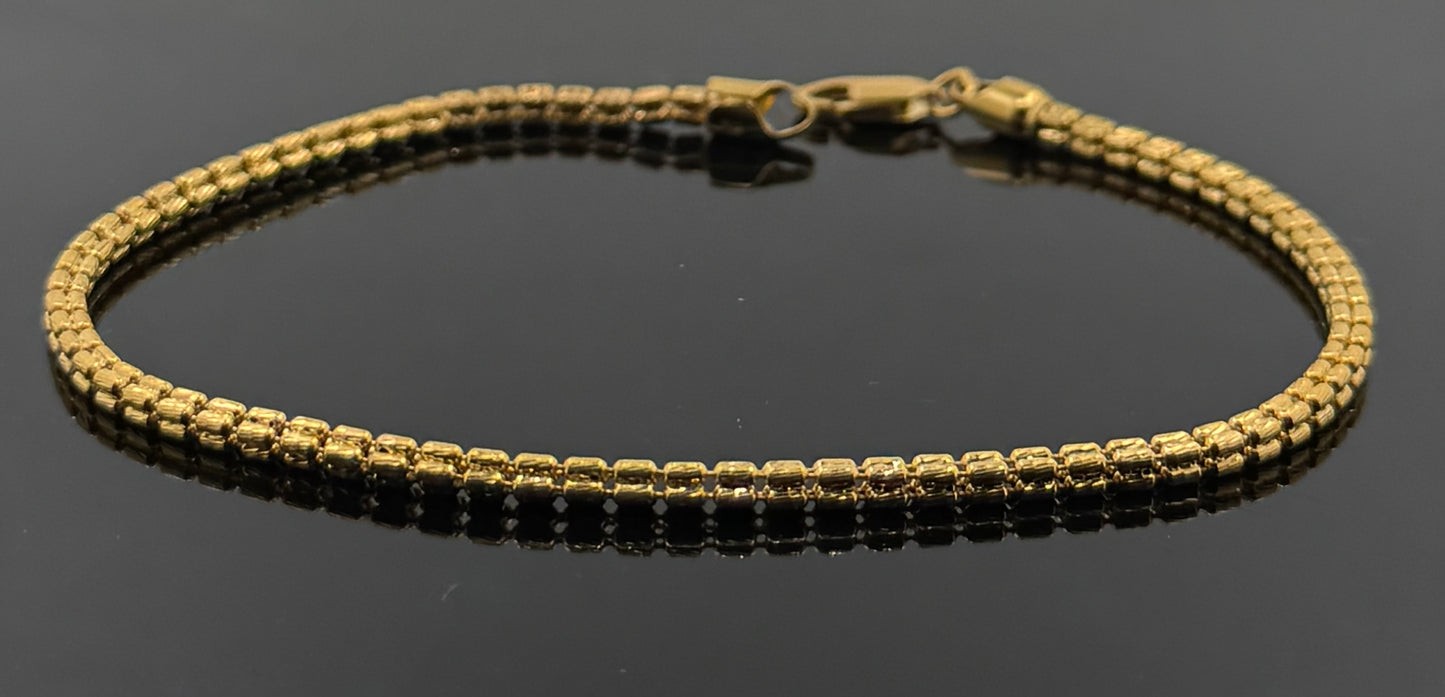 22k Solid Gold Ladies Simple Bracelet GB437