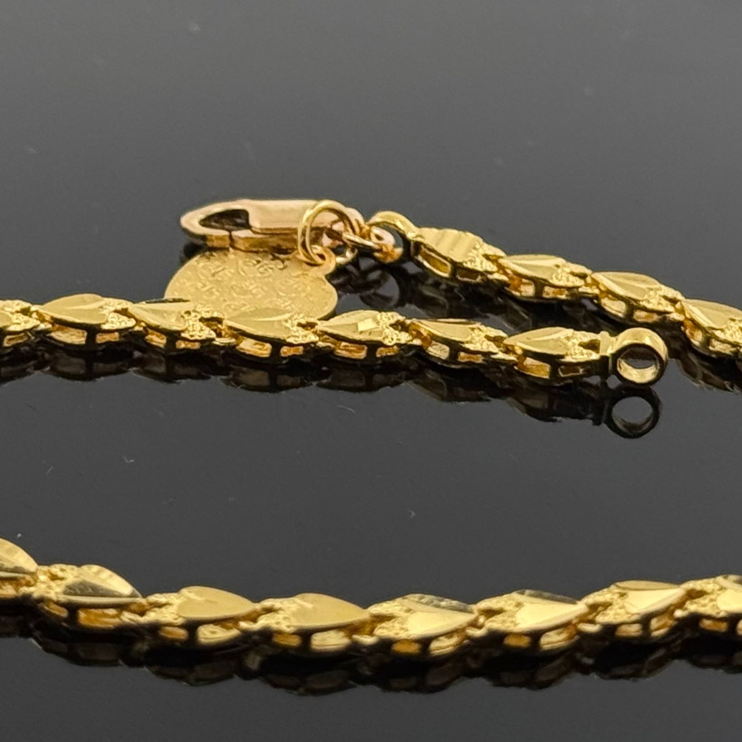 22k Solid Gold Ladies Simple Bracelet GB44