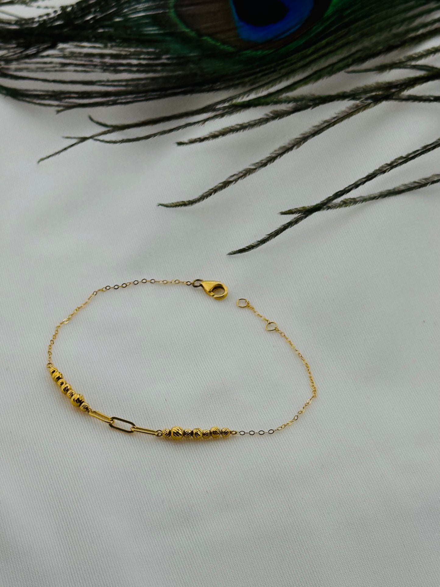 22k Solid Gold Ladies Simple Bracelet GB472
