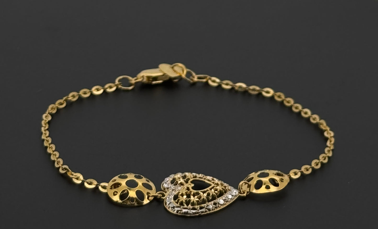 22k Solid Gold Ladies Simple Bracelet GB493