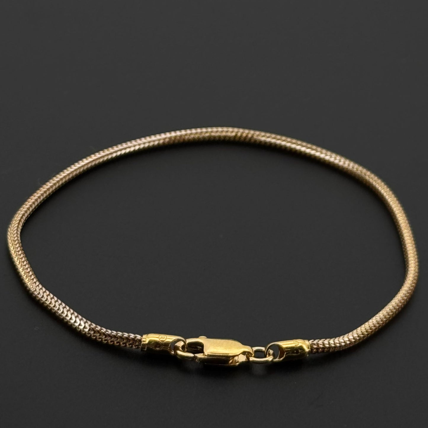 22k Solid Gold Ladies Simple Bracelet GB495