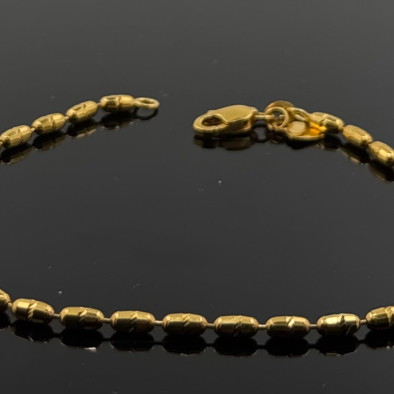 22k Solid Gold Ladies Simple Bracelet GB88