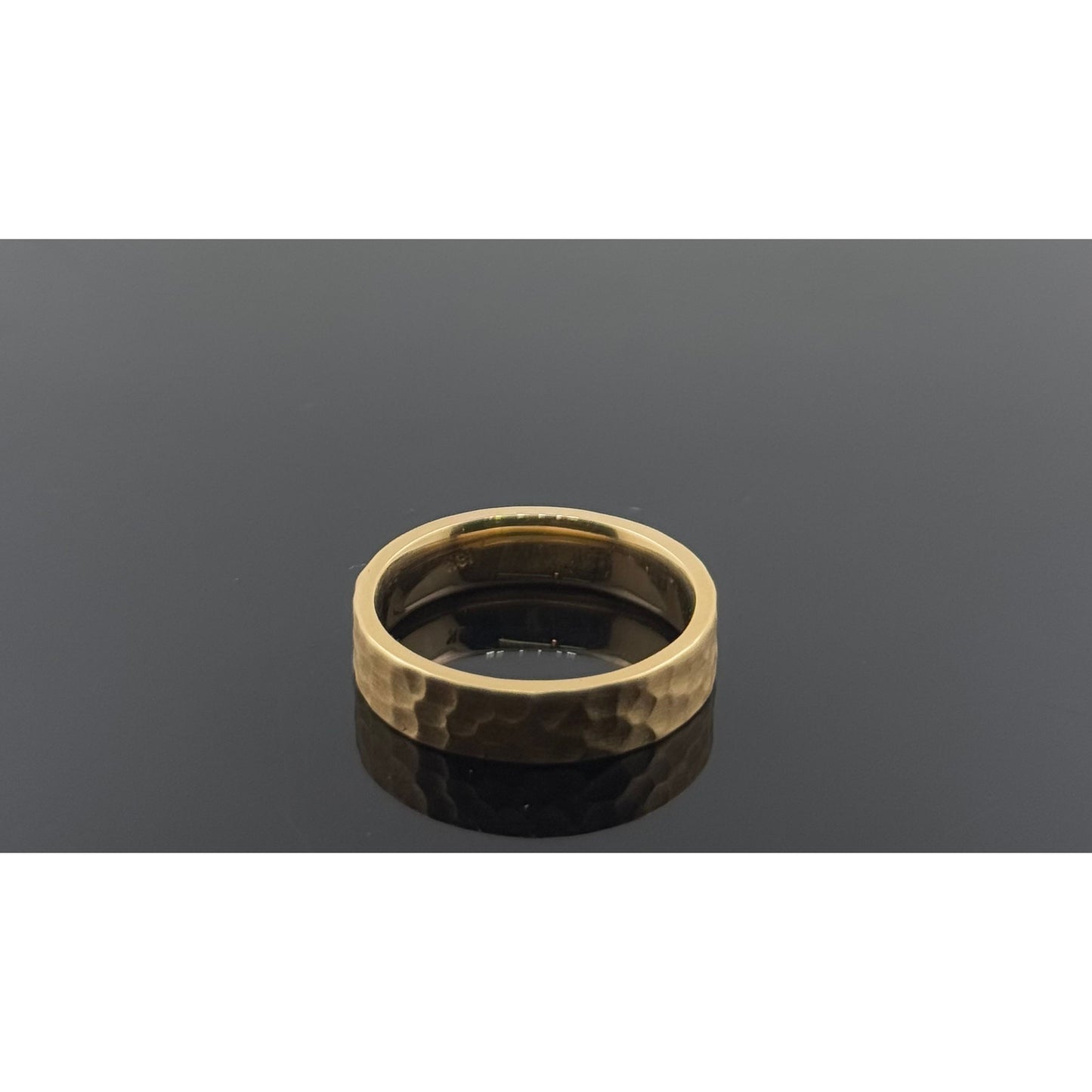18k Solid Gold Ladies Simple Ring GR1001