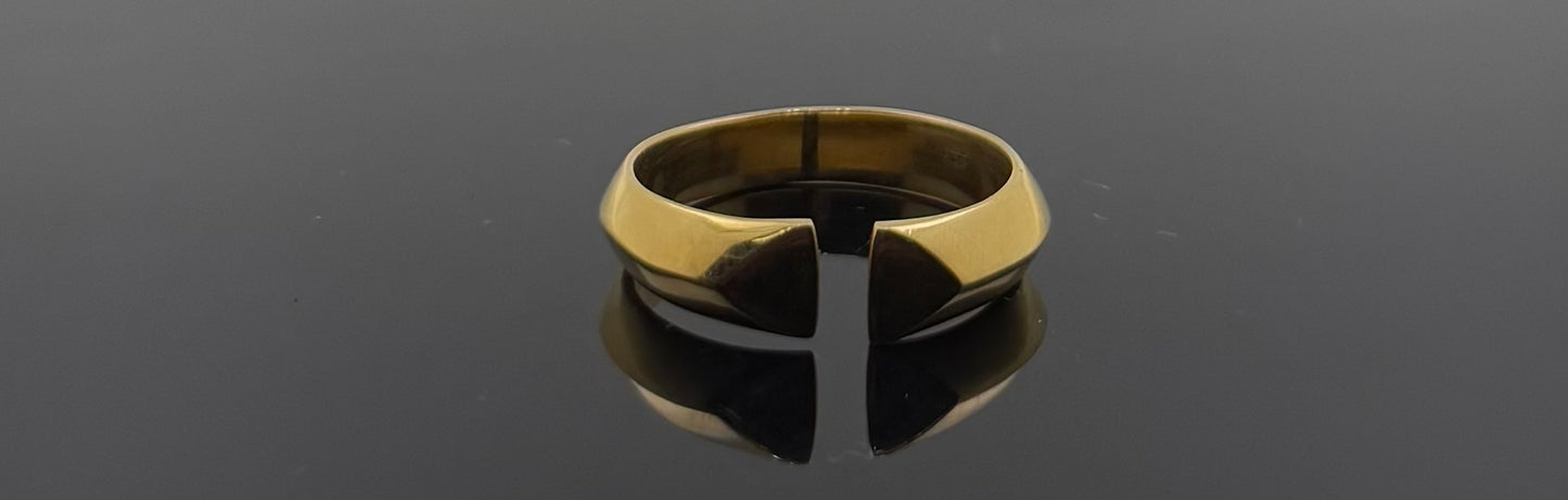 22k Solid Gold Ladies Simple Ring GR1087