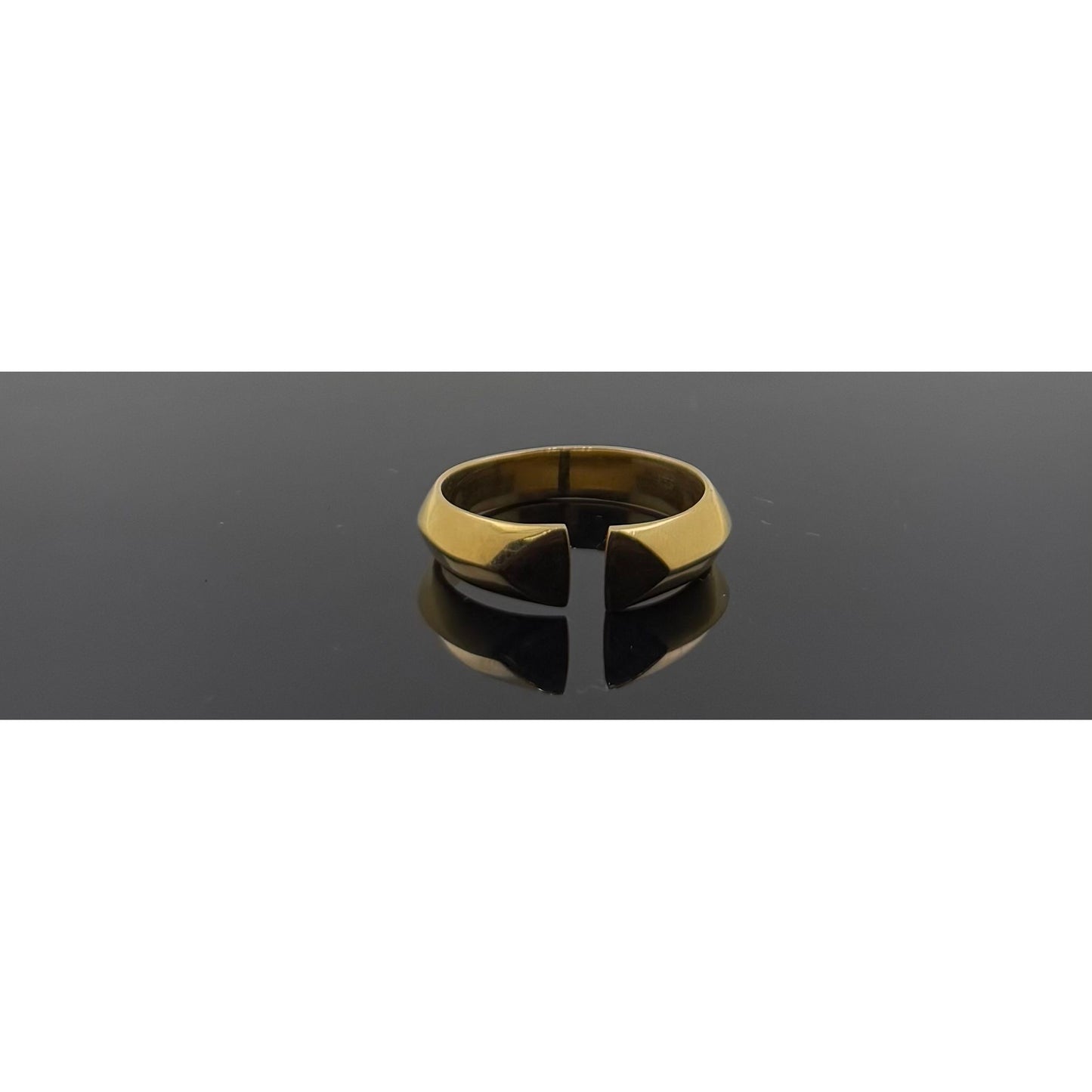22k Solid Gold Ladies Simple Ring GR1087