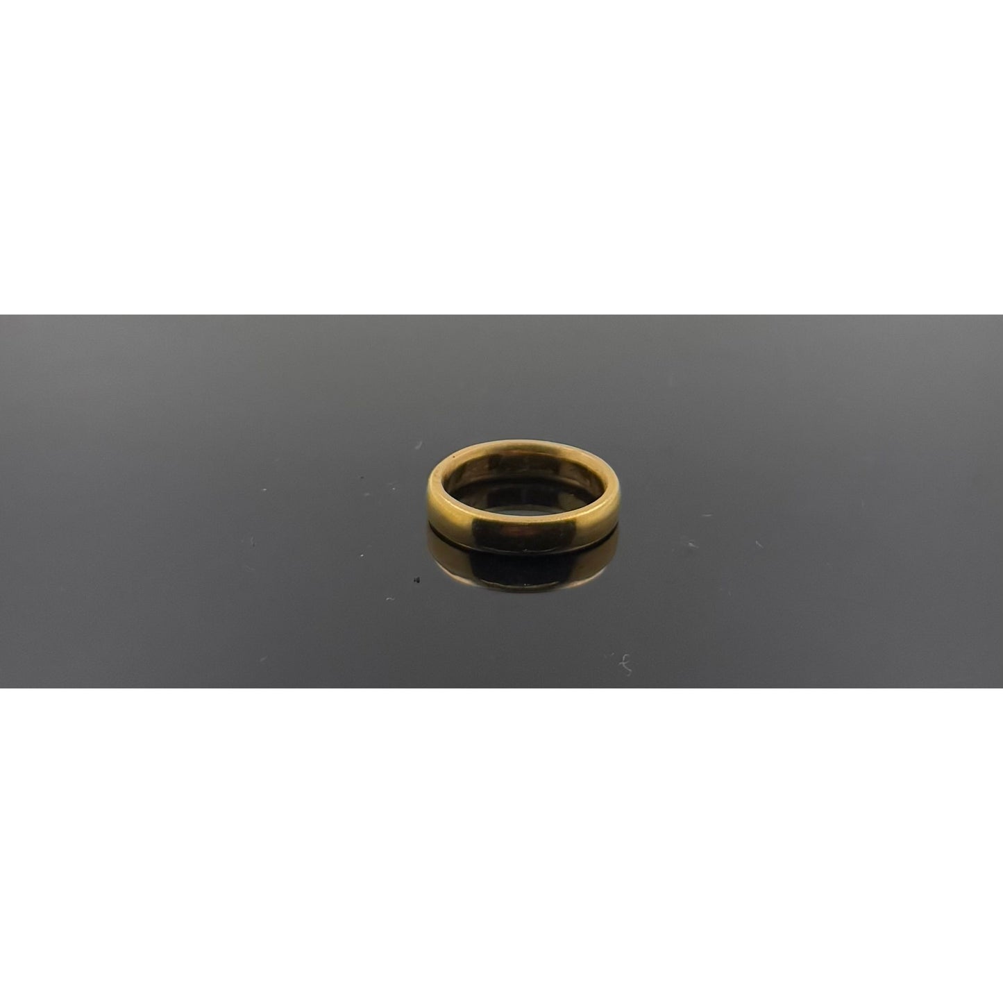 22k Solid Gold Ladies Simple Ring GR1104