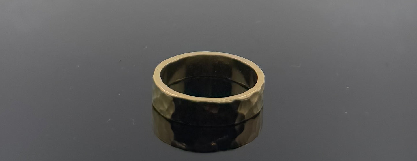 18k Solid Gold Ladies Simple Ring GR1123