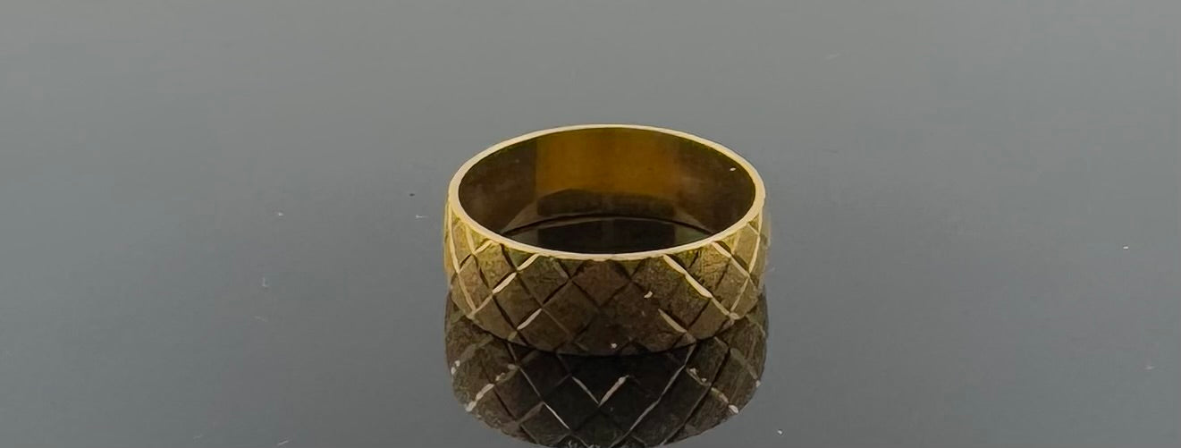 22k Solid Gold Ladies Simple Ring GR1130