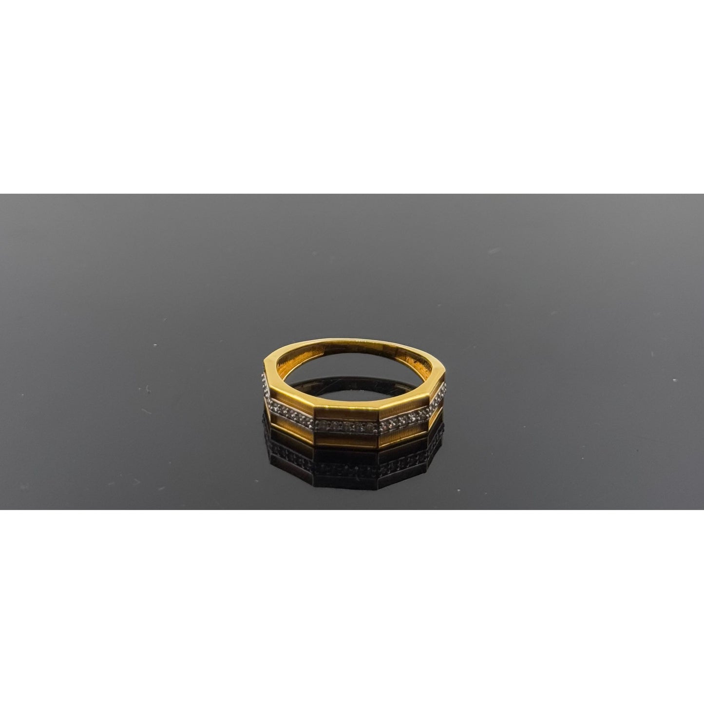 22k Solid Gold Ladies Simple Ring GR1149