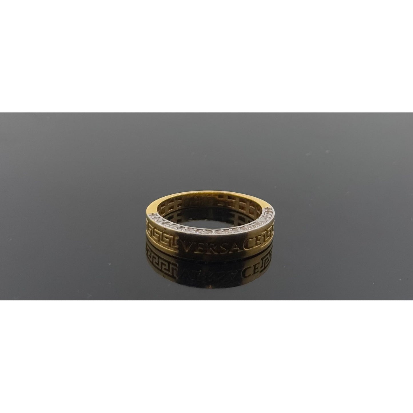 22k Solid Gold Ladies Simple Ring GR1171