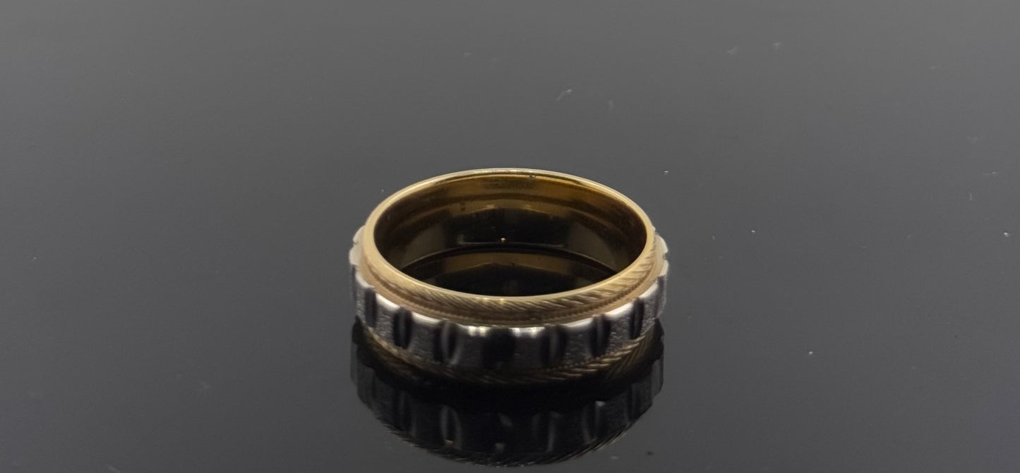 18k Solid Gold Ladies Simple Ring GR1199