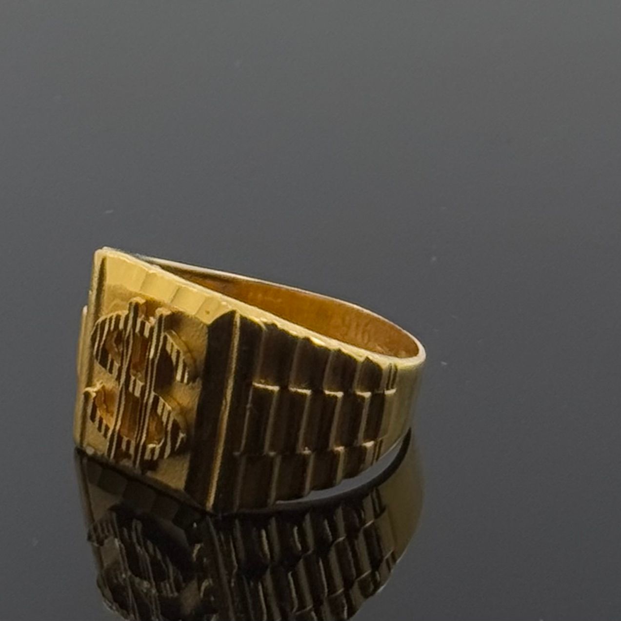 22k Elegant Men Designer Money Ring gr1277