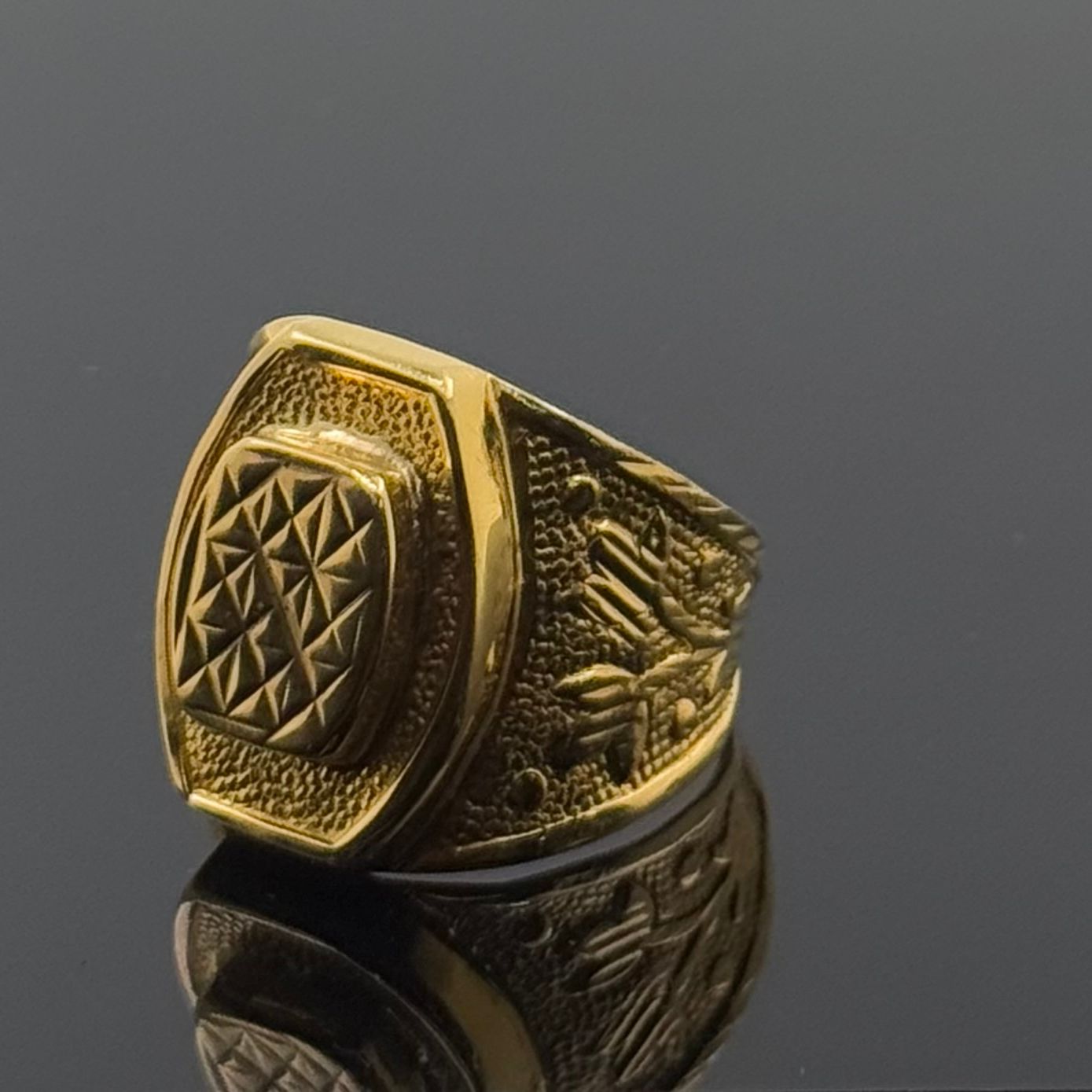 22k Elegant Men Designer Geometric Ring gr1283