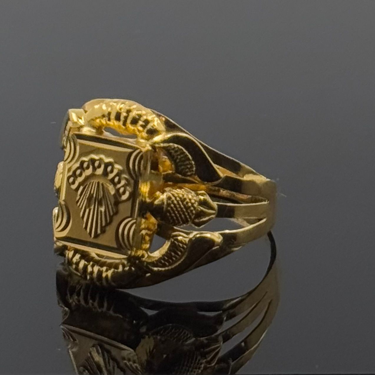 22k Elegant Men Designer Floral Ring gr1285