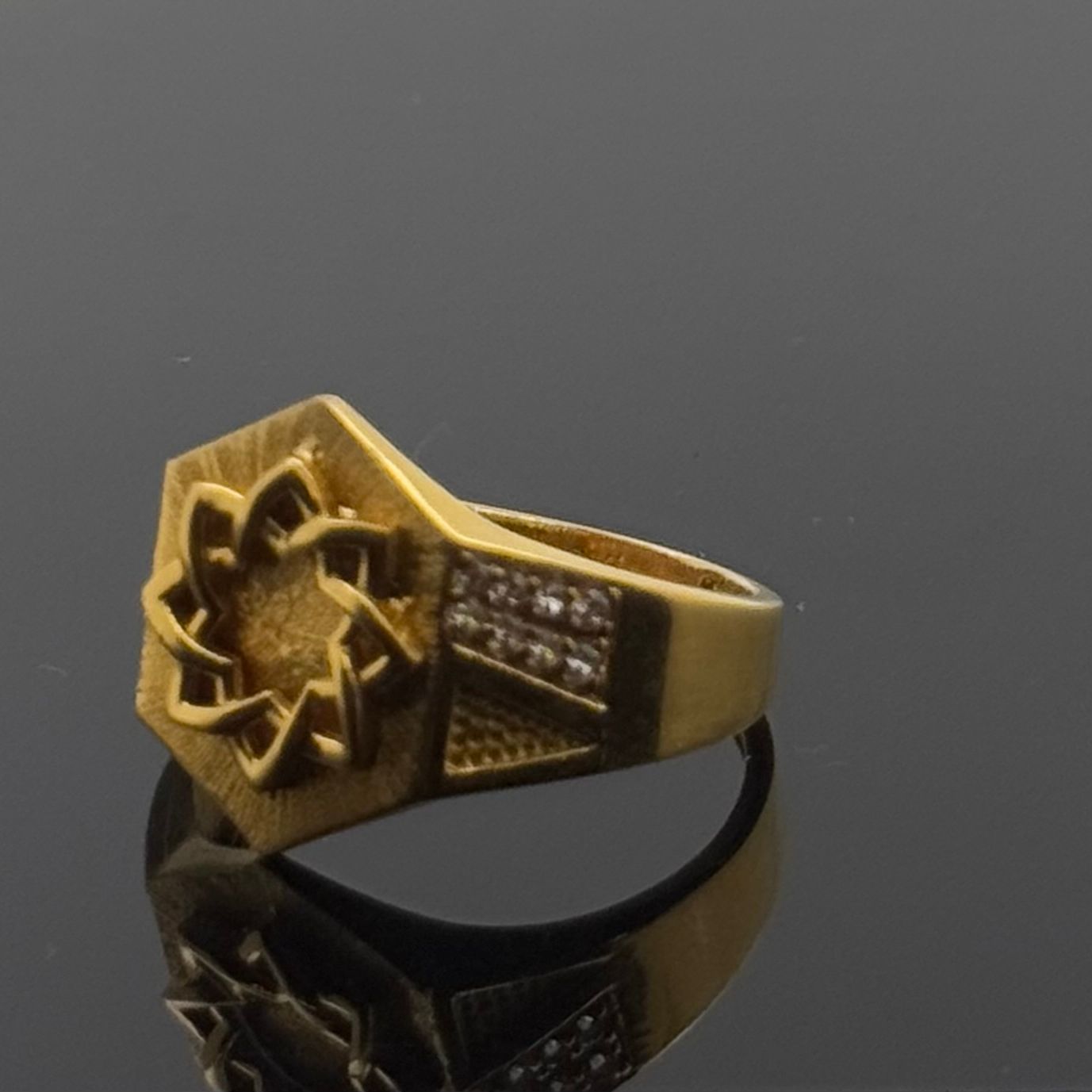 22k Elegant Men Designer Geometric Ring gr1291
