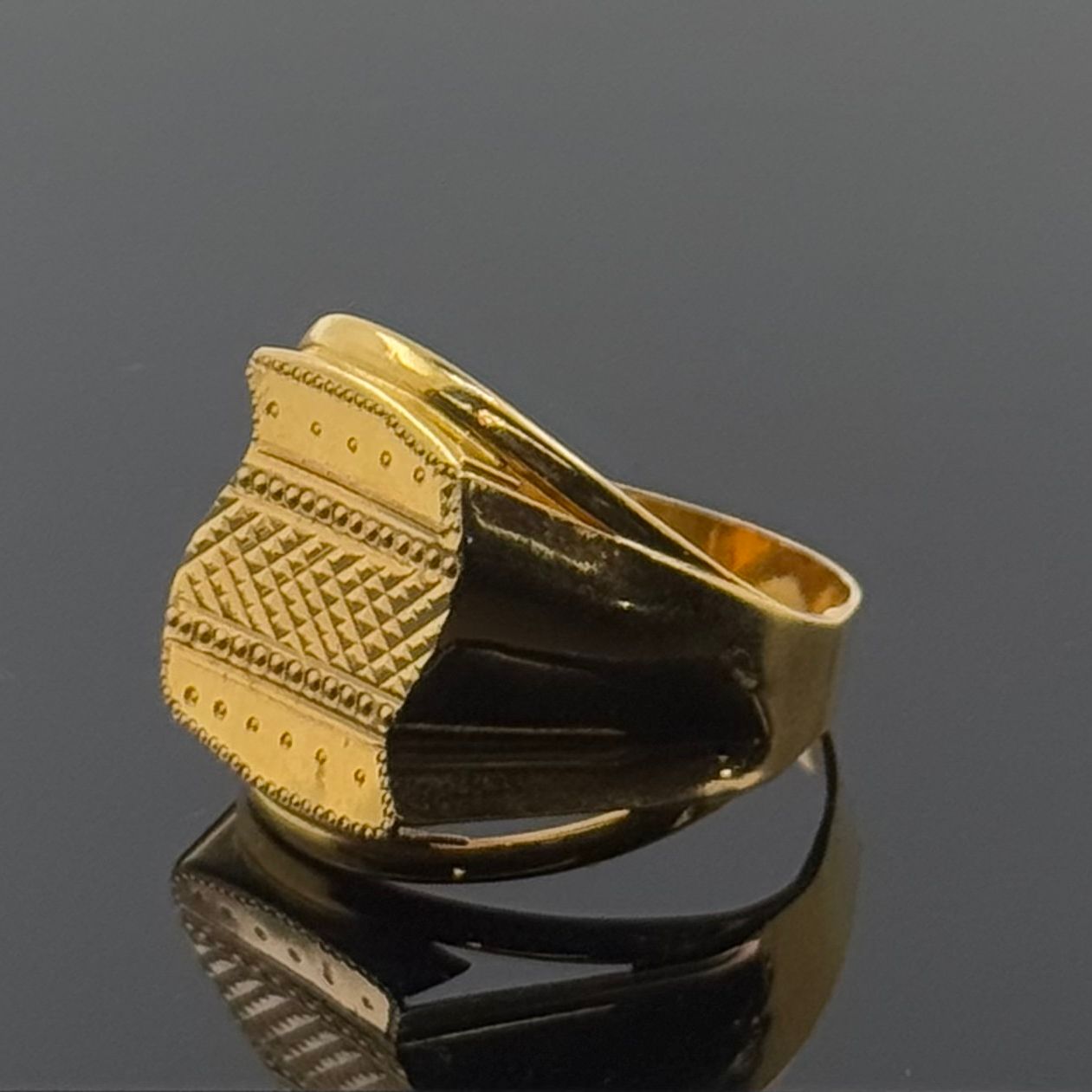 22k Elegant Men Designer Ring gr1293