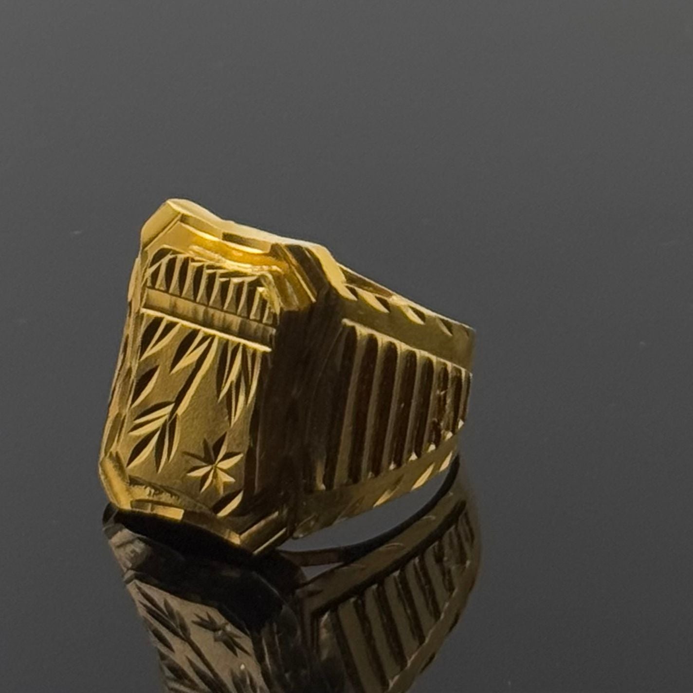 22k Elegant Men Geometric Design Ring gr1304