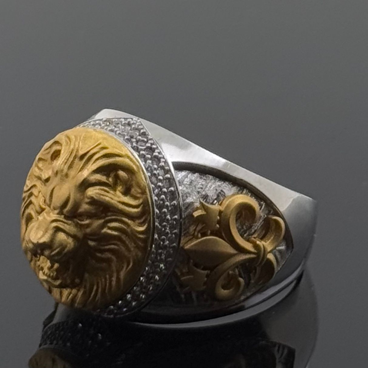 21k Elegant Men French Lion Ring gr1317