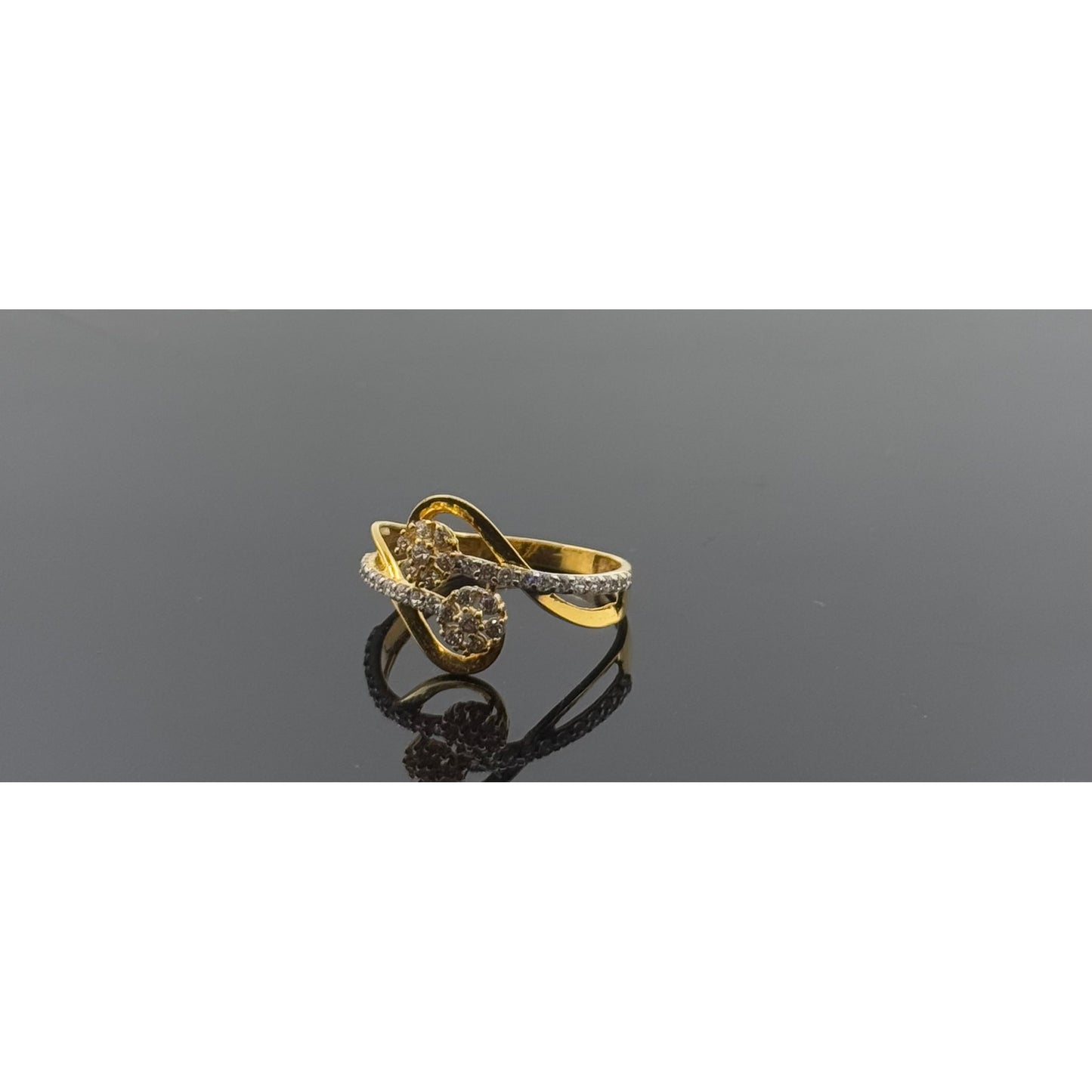 22k Solid Gold Ladies Simple Ring GR1337