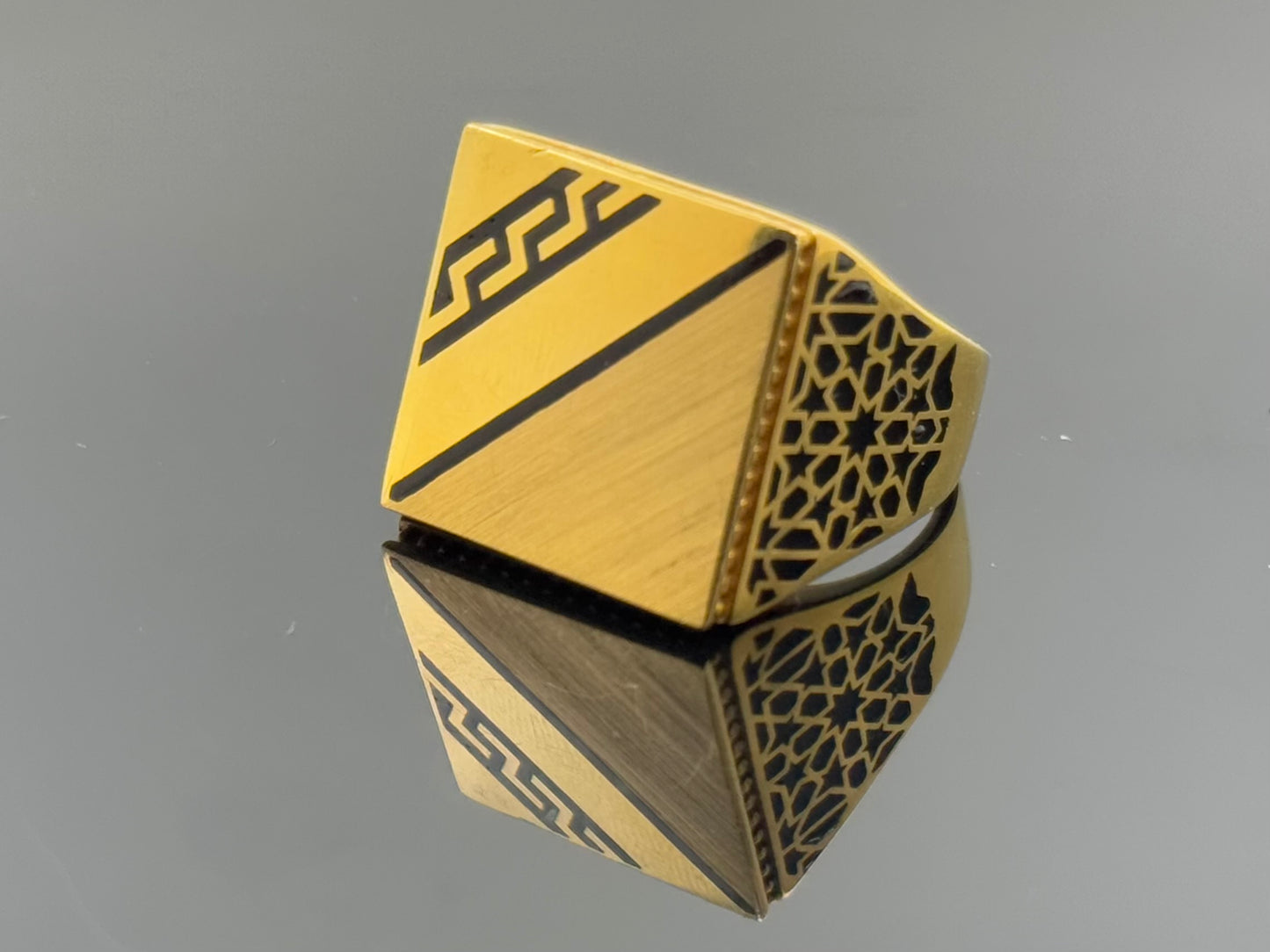 22k Solid Gold Men Simple Ring GR1360