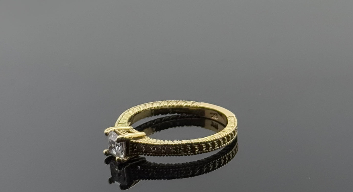 18k Solid Gold Ladies Simple Ring GR1555