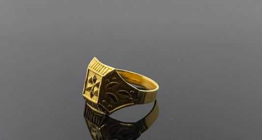 18k Solid Gold Ladies Simple Ring GR1556