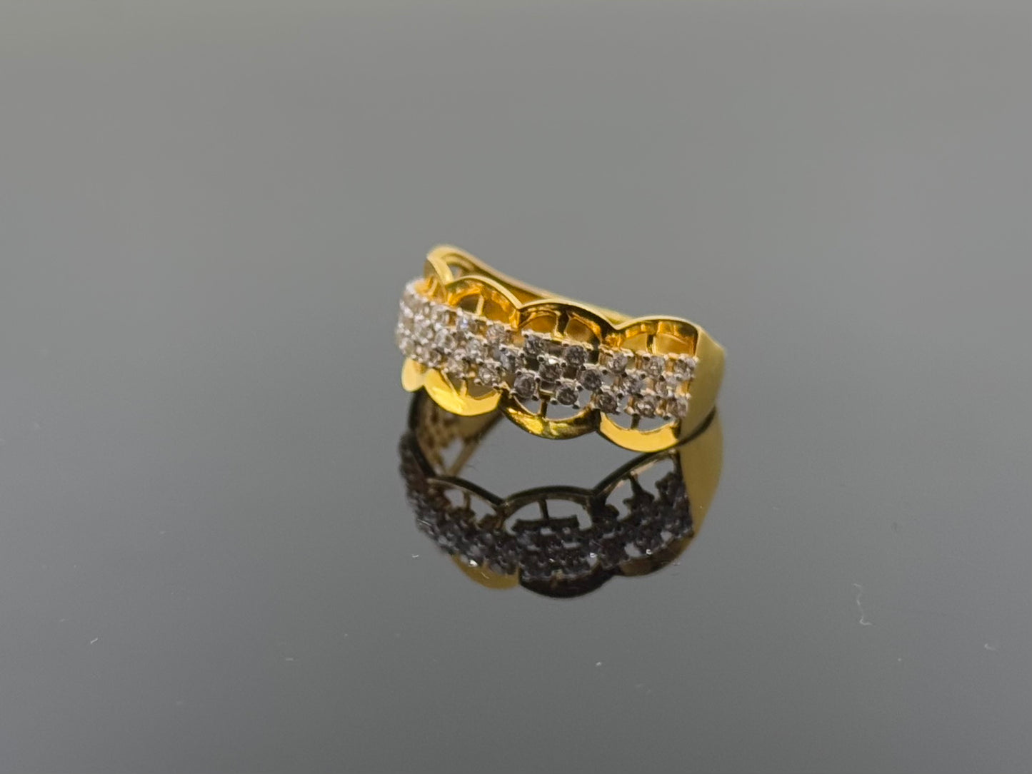 22k Solid Gold Ladies Simple Ring GR1563