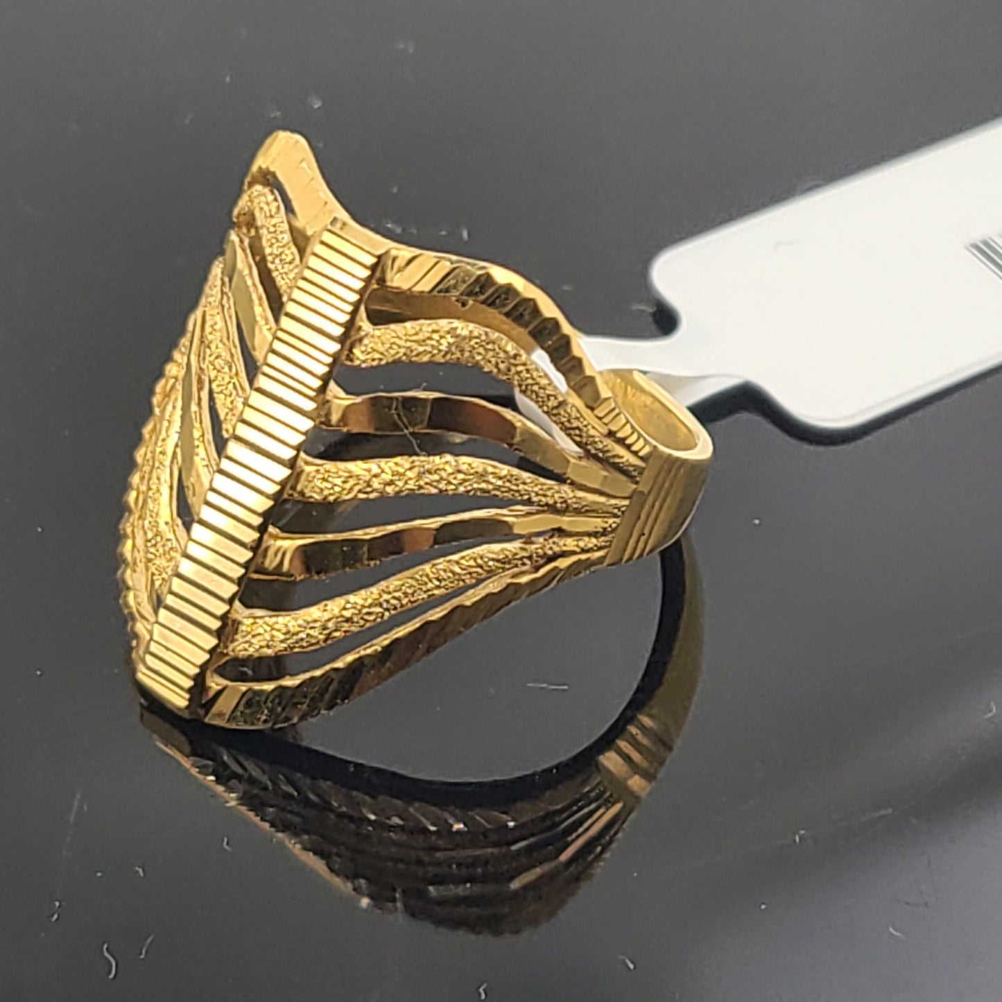22k Solid Gold Ladies Simple Ring GR189