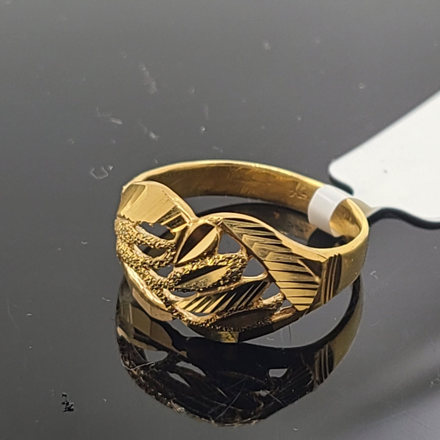 22k Solid Gold Ladies Simple Ring GR234