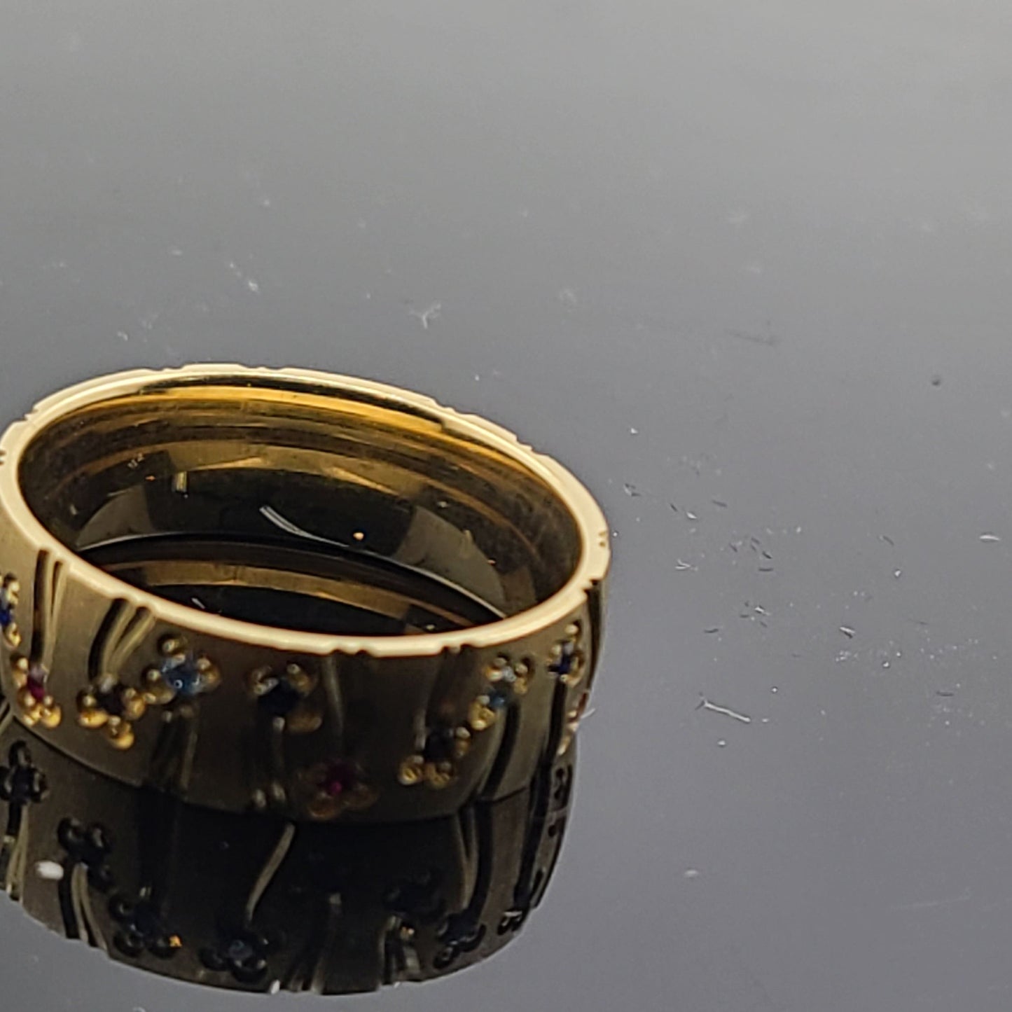 18k Solid Gold Ladies Simple Ring GR358