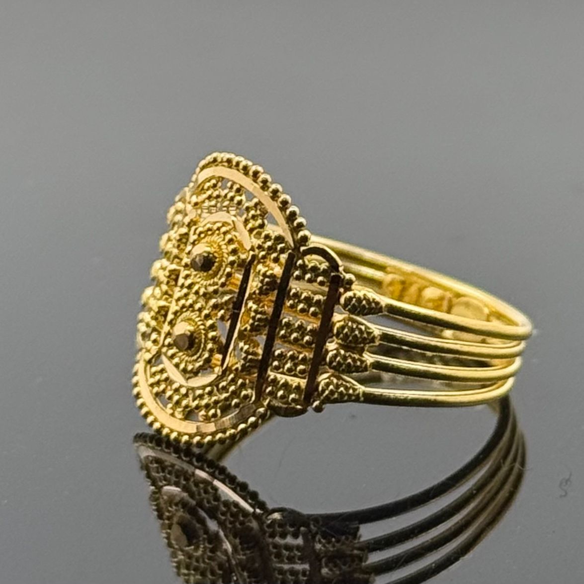 22k Solid Gold Ladies Simple Ring GR514