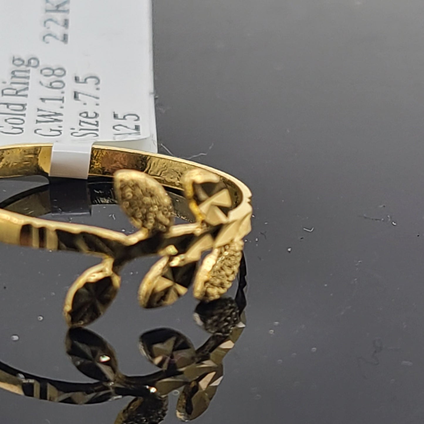 22k Solid Gold Ladies Simple Ring GR57