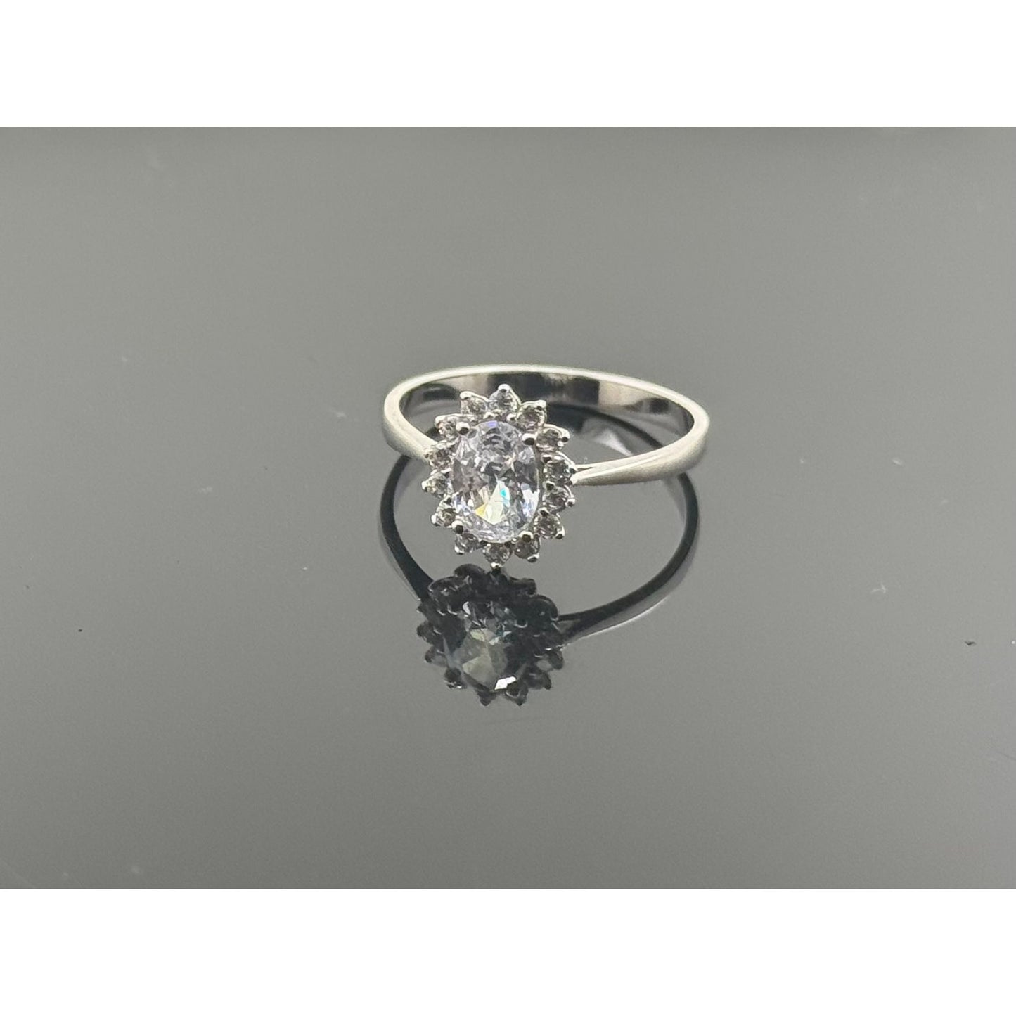 10k Solid Gold Ladies Simple Ring GR685