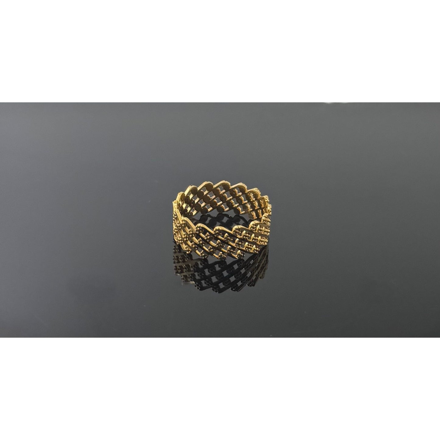 22k Solid Gold Ladies Simple Ring GR693
