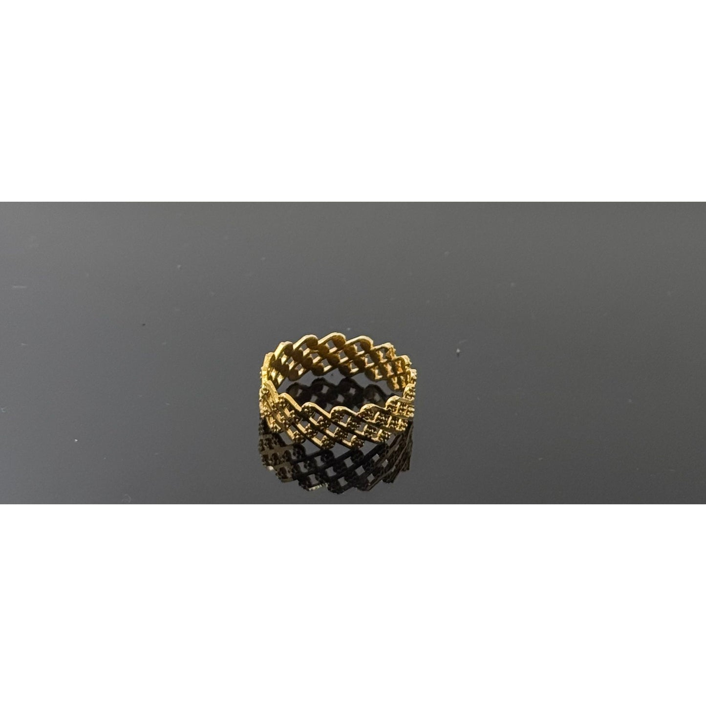 22k Solid Gold Ladies Simple Ring GR719