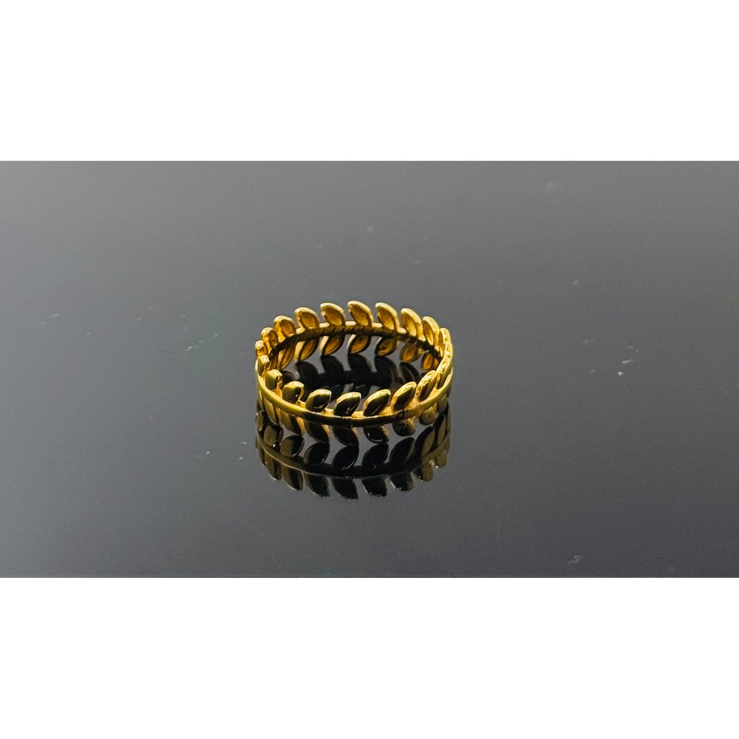22k Solid Gold Ladies Simple Ring GR723